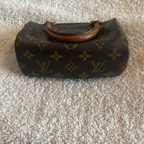Vintage Louis Vuitton Monogram Mini Speedy Purse - Picture 7 of 8